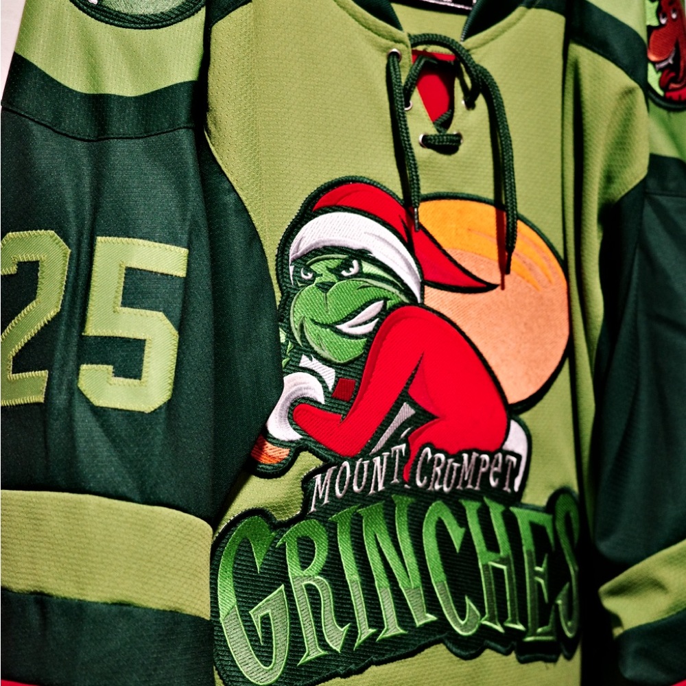 Geeky Jerseys the Grinch hockey jersey size medium